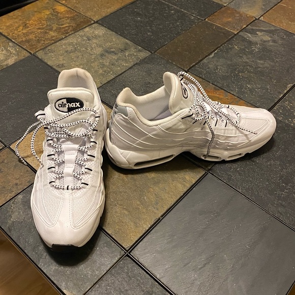 Nike Air Max 95 - Picture 4 of 5